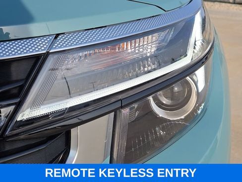 Used 2026 Kia Seltos EX w/ EX Sunroof Package AWD/4WD image 9