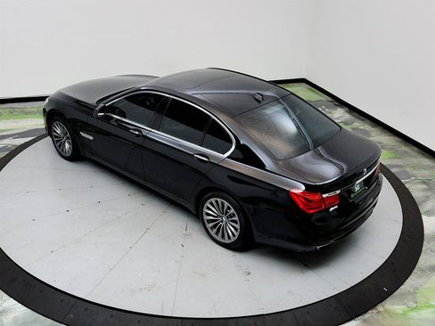 Used 2012 BMW 740i RWD image 33