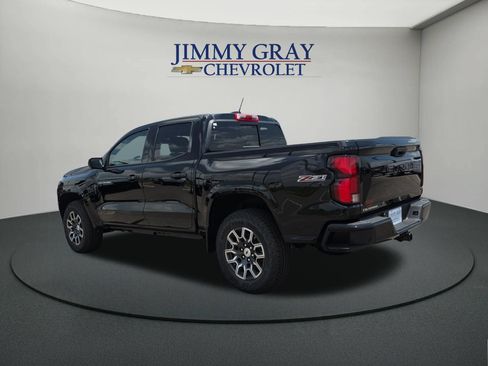 New 2026 Chevrolet Colorado Z71 w/ Technology Package AWD/4WD image 3