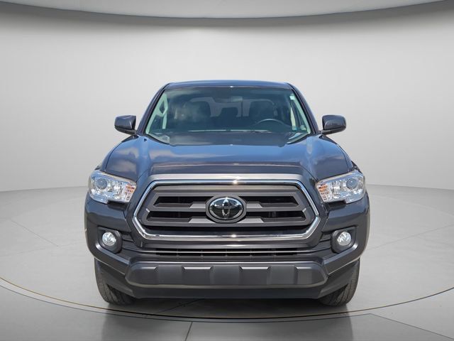 Used 2023 Toyota Tacoma SR5 w/ SR5 Appearance Package RWD image 4