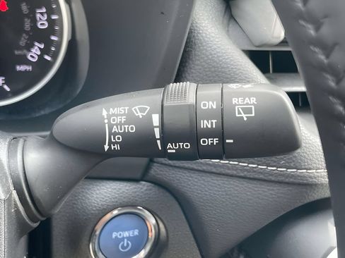 Used 2022 Toyota RAV4 XLE w/ Convenience Package AWD/4WD image 31