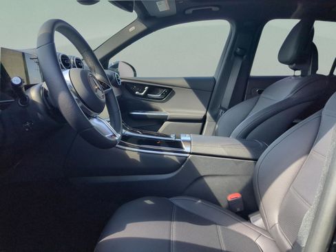 Certified 2025 Mercedes-Benz GLC 300 image 15