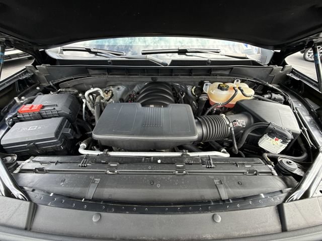 Certified 2024 GMC Yukon AT4 w/ AT4 Premium Plus Package AWD/4WD image 31