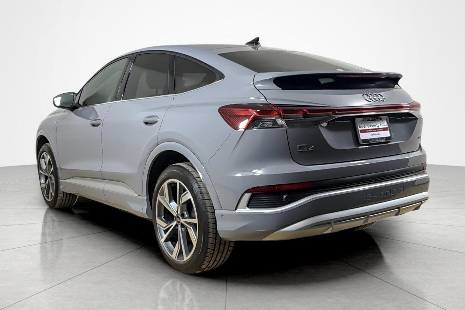 Certified 2023 Audi Q4 e-tron Premium Plus w/ Premium Plus AWD/4WD image 3