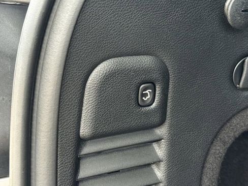 Used 2020 Jeep Grand Cherokee Altitude RWD image 32