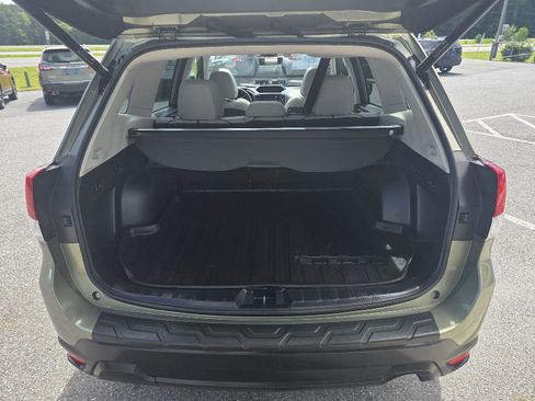 Used 2020 Subaru Forester Premium AWD/4WD image 7