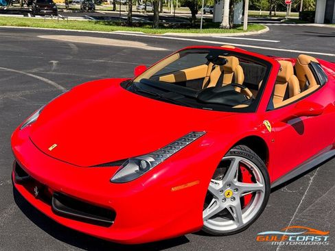 Used 2014 Ferrari 458 Spider RWD image 9