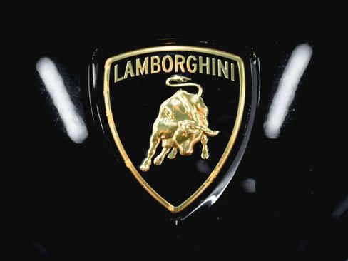 Used 2021 Lamborghini Urus AWD/4WD image 45