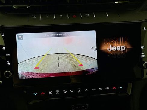 New 2026 Jeep Grand Cherokee L Limited image 14