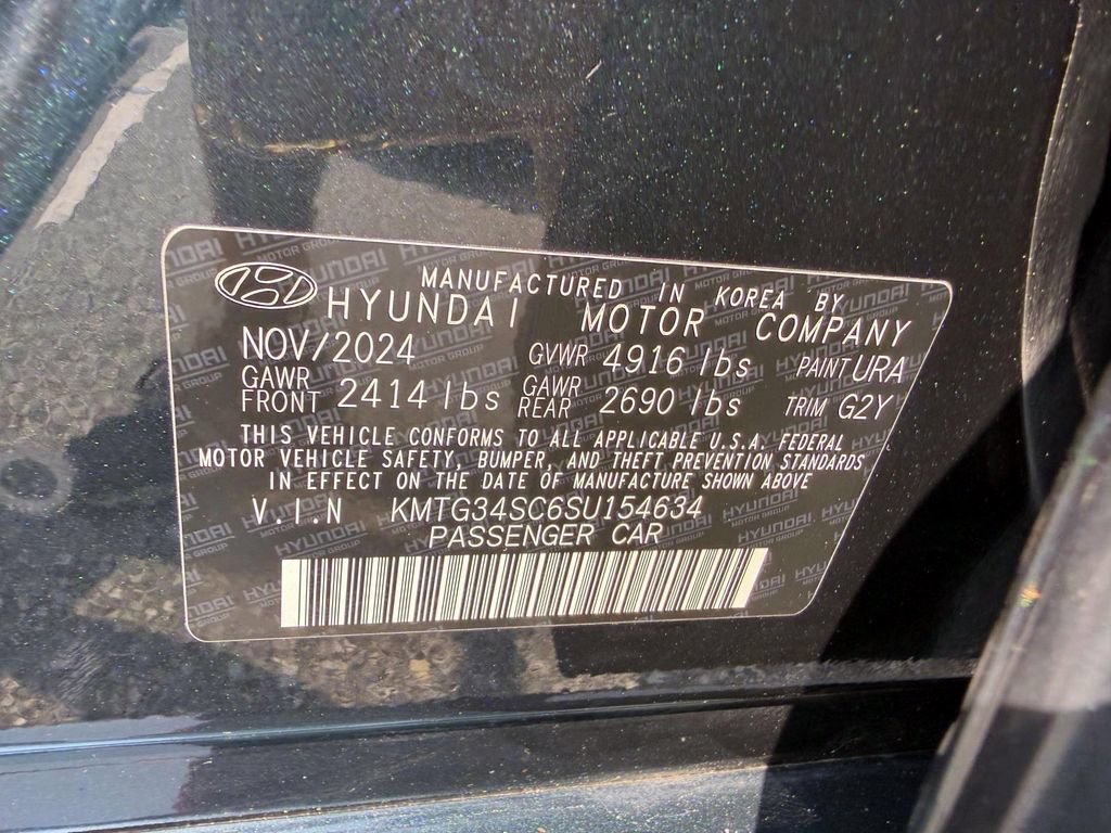 Certified 2025 Genesis G70 2.5T AWD/4WD image 15
