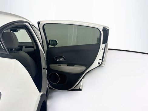 Used 2022 Honda HR-V EX image 29