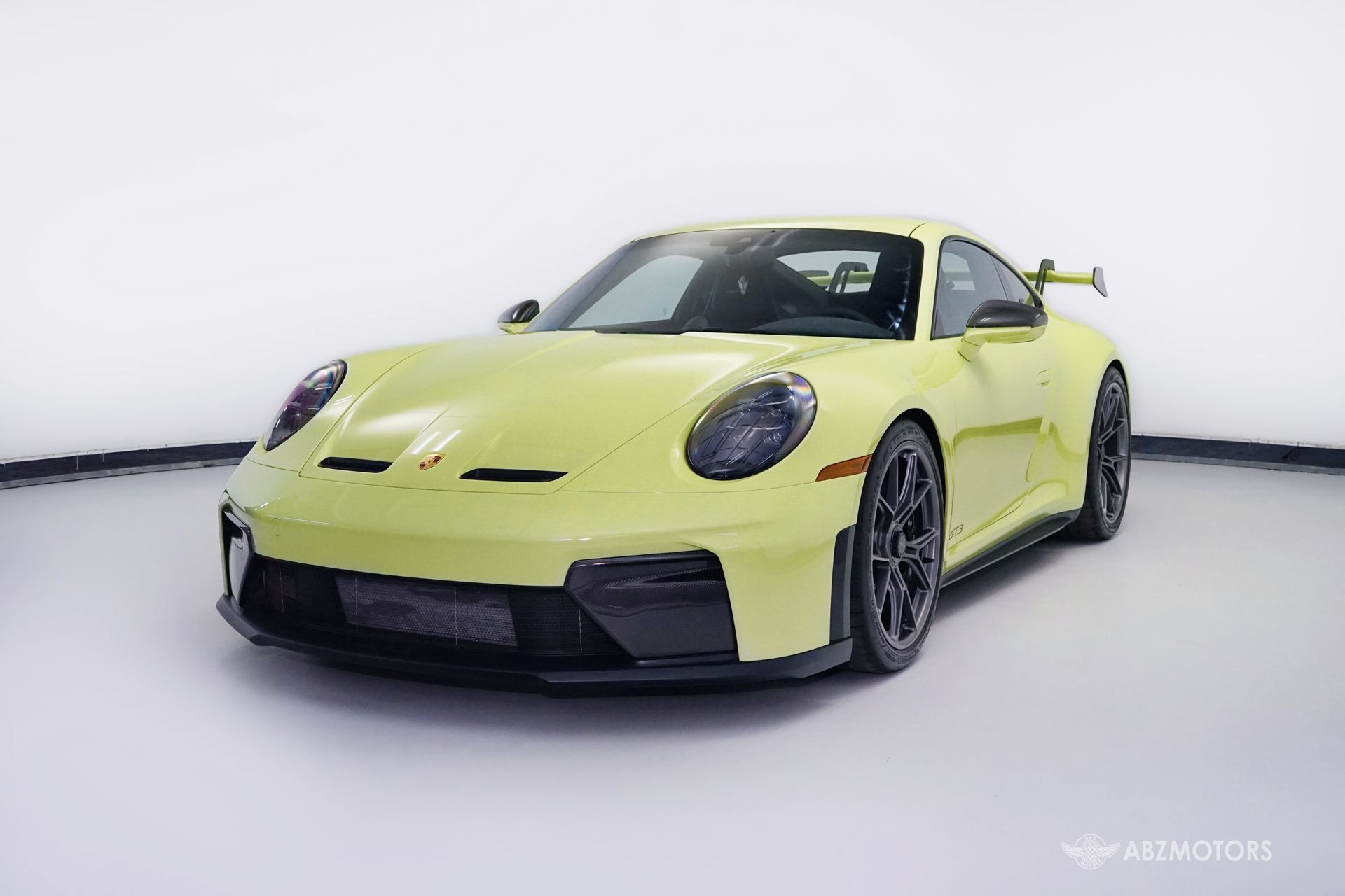 Used 2026 Porsche 911 GT3 RWD image 2