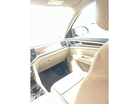 Used 2019 Volkswagen Atlas SEL AWD/4WD image 10
