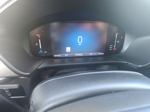 Used 2024 Ford Escape ST-Line w/ Tech Pack #1 AWD/4WD image 8