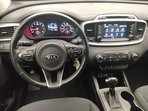Used 2017 Kia Sorento FWD w/ LX Convenience Package image 22