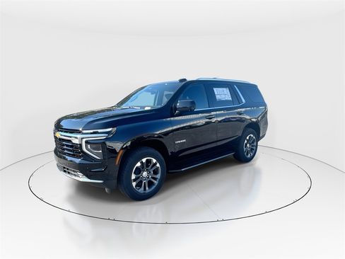 New 2026 Chevrolet Tahoe LS image 4