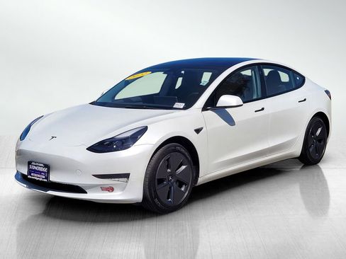 Used 2022 Tesla Model 3 Long Range AWD/4WD image 8