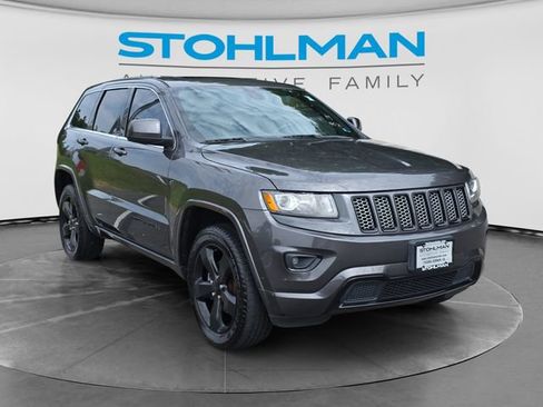 Used 2015 Jeep Grand Cherokee Altitude AWD/4WD image 3
