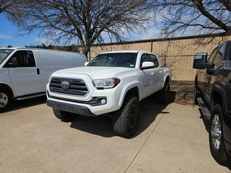 Used 2018 Toyota Tacoma SR5 video 1