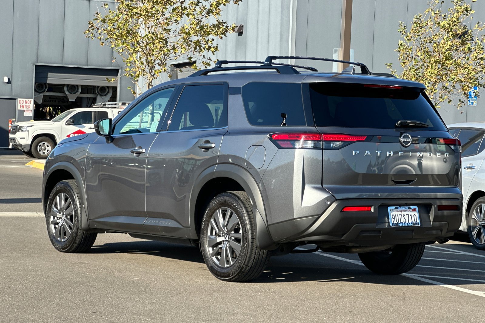 Certified 2025 Nissan Pathfinder SV w/ Cargo Package FWD image 6