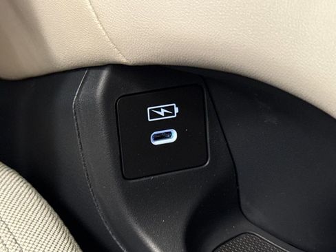 New 2026 Honda HR-V LX image 28