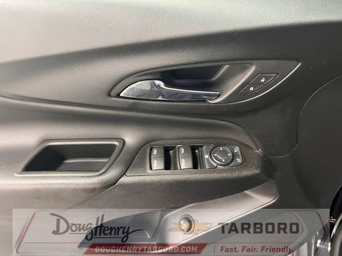 Used 2022 Chevrolet Equinox LT FWD image 27