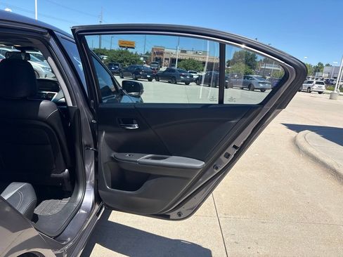 Used 2014 Honda Accord EX-L image 32