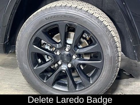 Used 2017 Jeep Grand Cherokee Altitude image 36