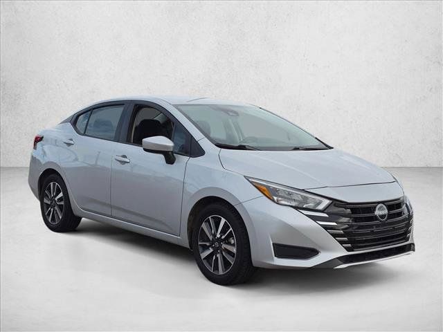 Used 2025 Nissan Versa SV FWD image 3