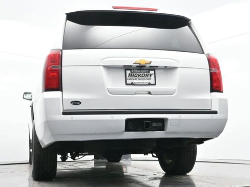 Used 2015 Chevrolet Suburban LT image 56