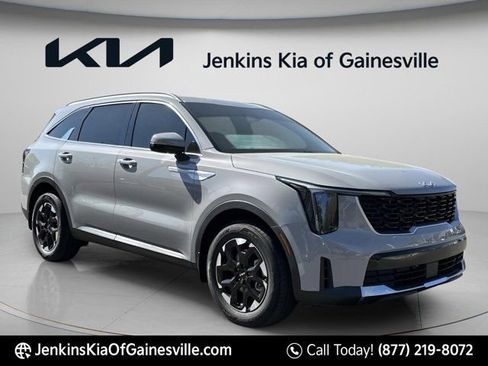 New 2026 Kia Sorento S image 1