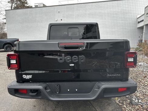 New 2026 Jeep Gladiator Sport image 5