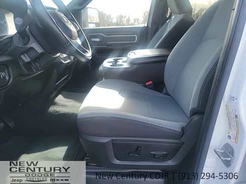 Used 2023 RAM 3500 Big Horn w/ Level 1 Equipment Group image 11