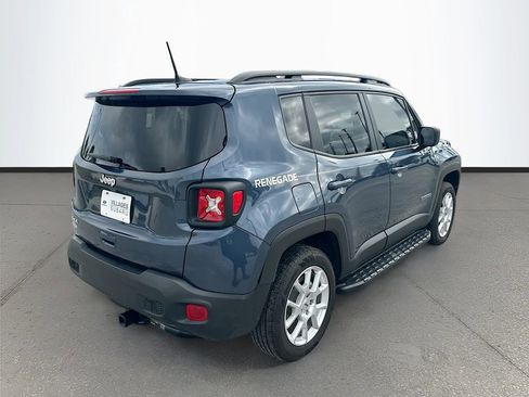 Used 2023 Jeep Renegade Latitude w/ Premium Group AWD/4WD image 7