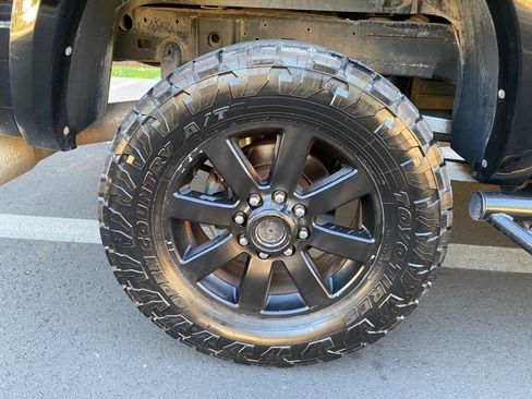 Used 2014 RAM 2500 Longhorn w/ Convenience Group AWD/4WD image 23