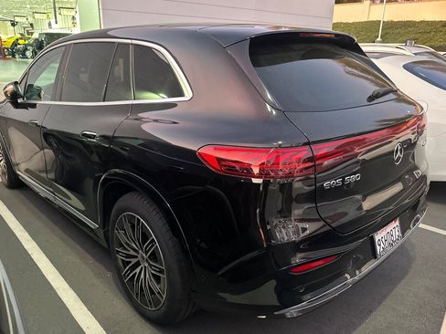 Certified 2023 Mercedes-Benz EQS 580 4MATIC SUV image 9