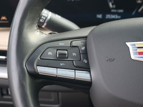 Used 2024 Cadillac XT4 Premium Luxury FWD image 20