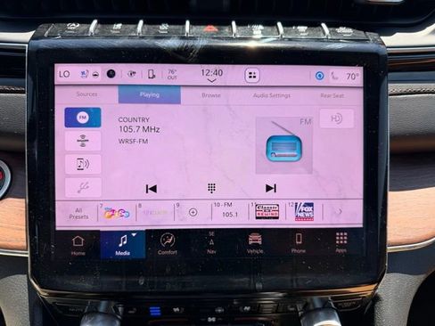 Used 2025 Jeep Grand Cherokee L Summit w/ Rear Seat Video Group I AWD/4WD image 31