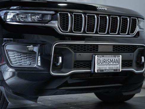 Certified 2023 Jeep Grand Cherokee Overland image 18
