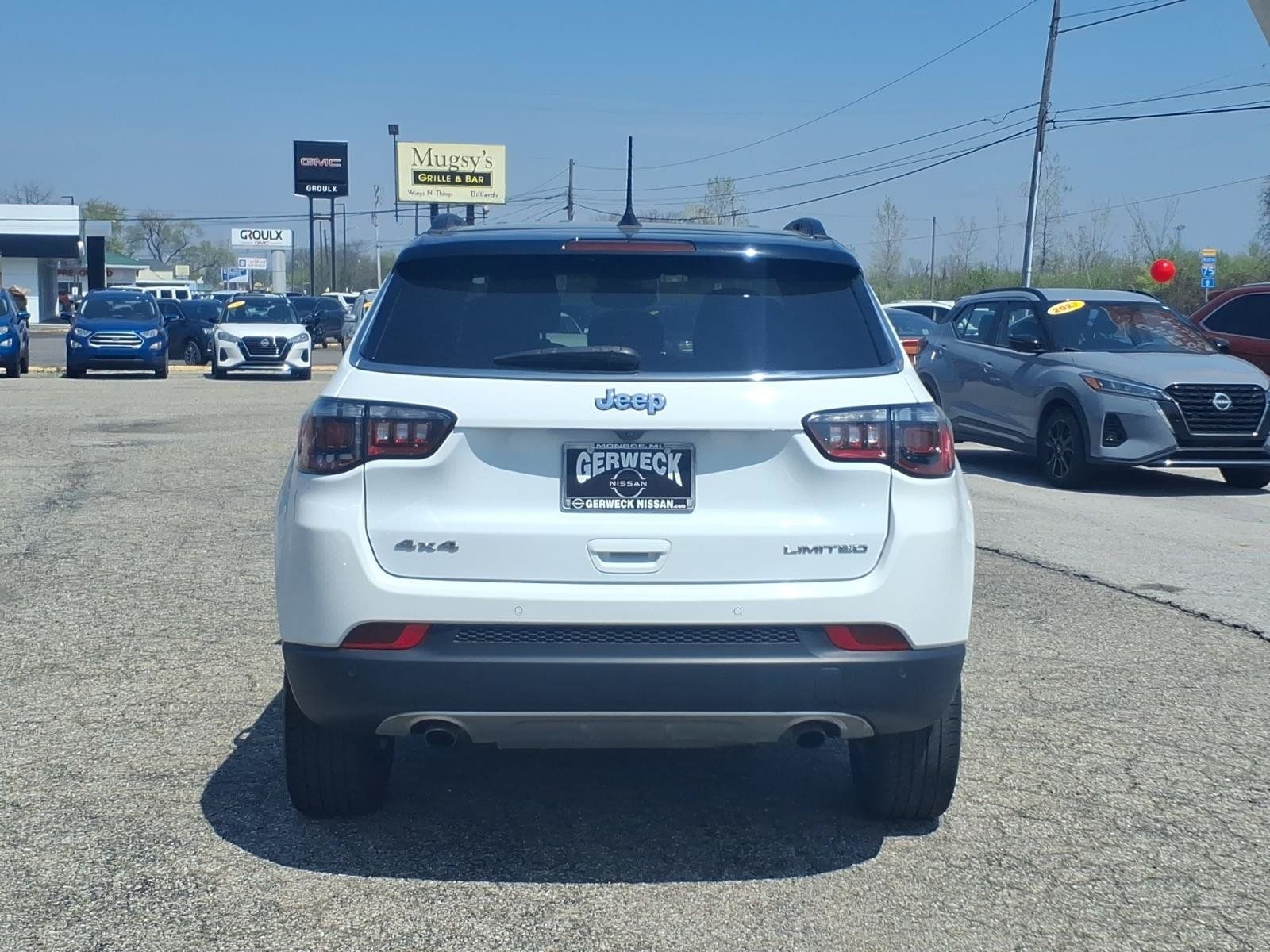 Used 2023 Jeep Compass Limited AWD/4WD image 5