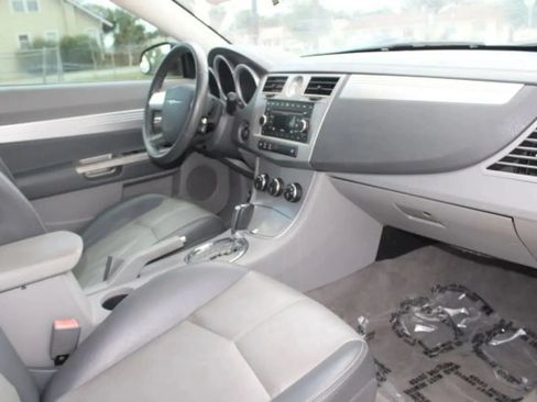 Used 2008 Chrysler Sebring Touring w/ Special Touring Group FWD image 27