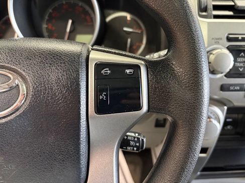 Used 2010 Toyota 4Runner SR5 AWD/4WD image 14