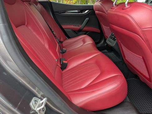 Certified 2022 Maserati Ghibli Modena image 27