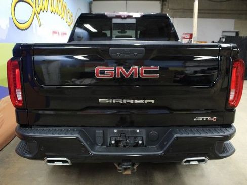 Used 2020 GMC Sierra 1500 AT4 w/ Technology Package AWD/4WD image 6
