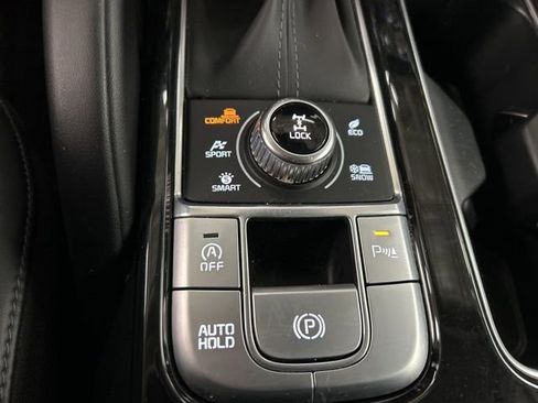 Used 2025 Kia Telluride S AWD/4WD image 18
