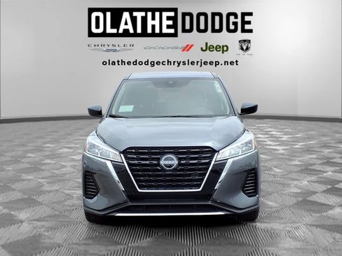Used 2025 Nissan Kicks Play S FWD image 30