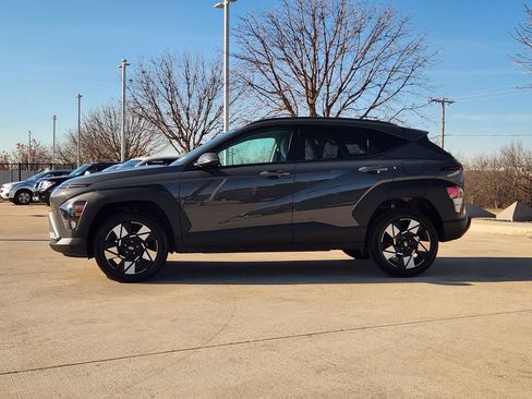 Used 2025 Hyundai Kona SEL image 4