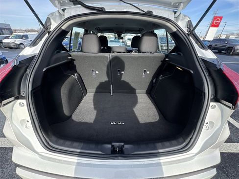 Used 2023 Nissan Kicks SV image 22