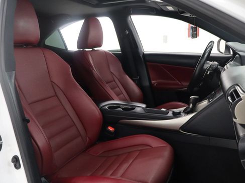 Used 2019 Lexus IS 300 F Sport w/ F Sport Package AWD/4WD image 27