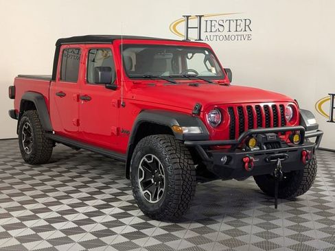 Used 2020 Jeep Gladiator Sport w/ Quick Order Package 24S AWD/4WD image 2